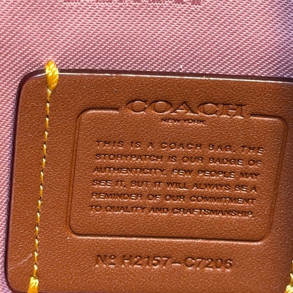 COACH Metallic Color-Block Leather Chaise
Authentic Crossbody Bag Handbag EUC - Picture 7 of 17